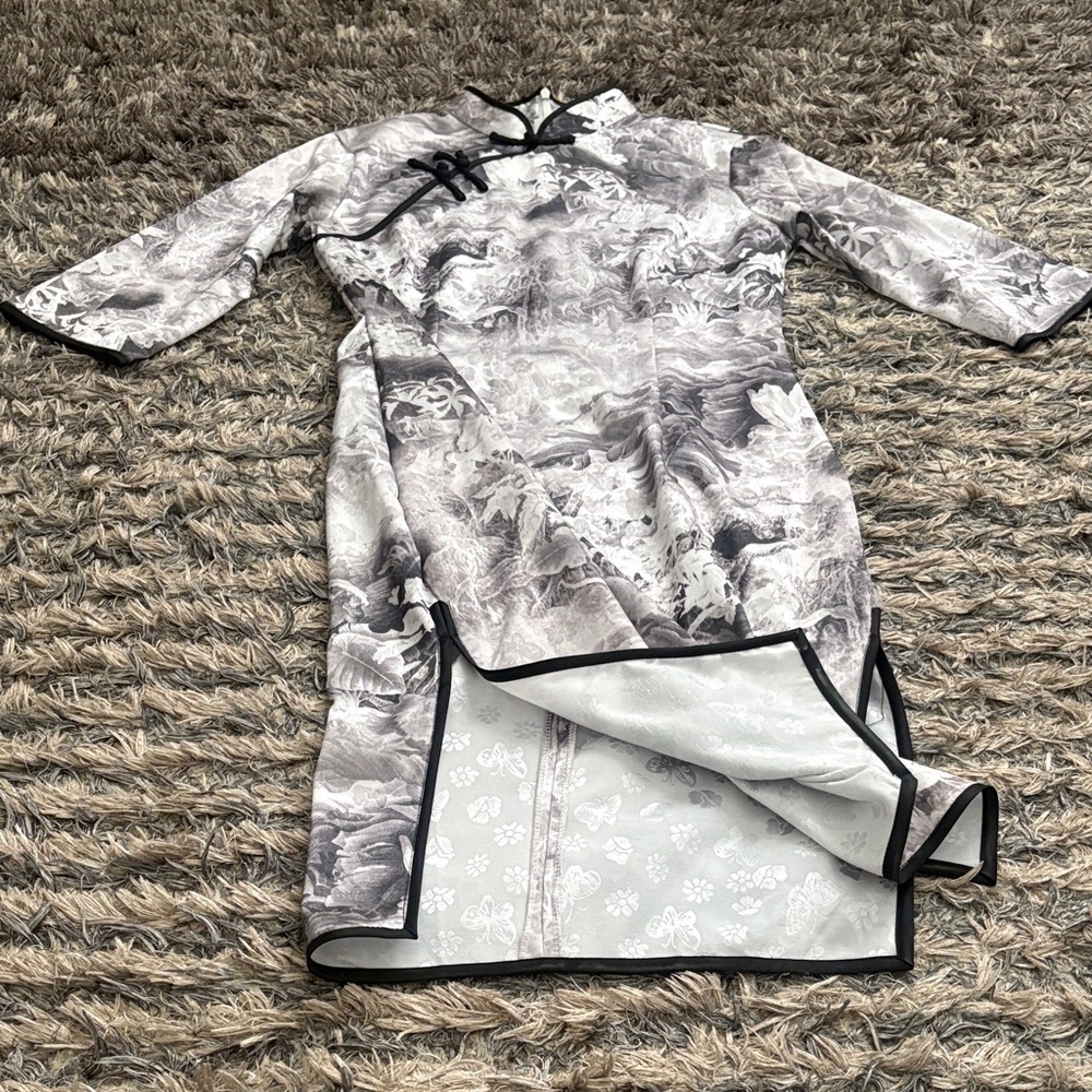 White and Black Water Painting Floral Qipao Dress, Mid-Sleeve, Fit Women’s S/M - Picture 6 of 7